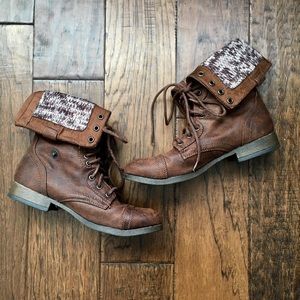 EUC Mossimo Fold-Over Combat Boots - sz 8